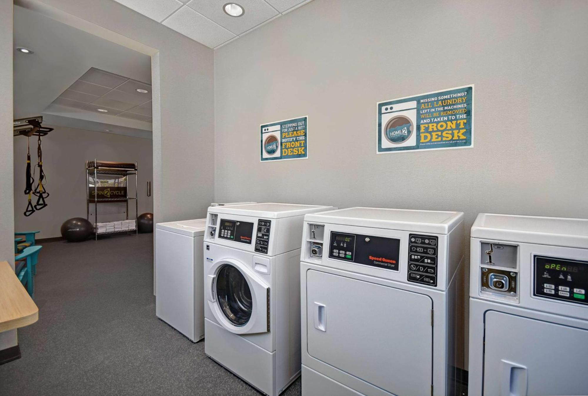Home2 Suites By Hilton Atlanta Airport North College Park Eksteriør billede