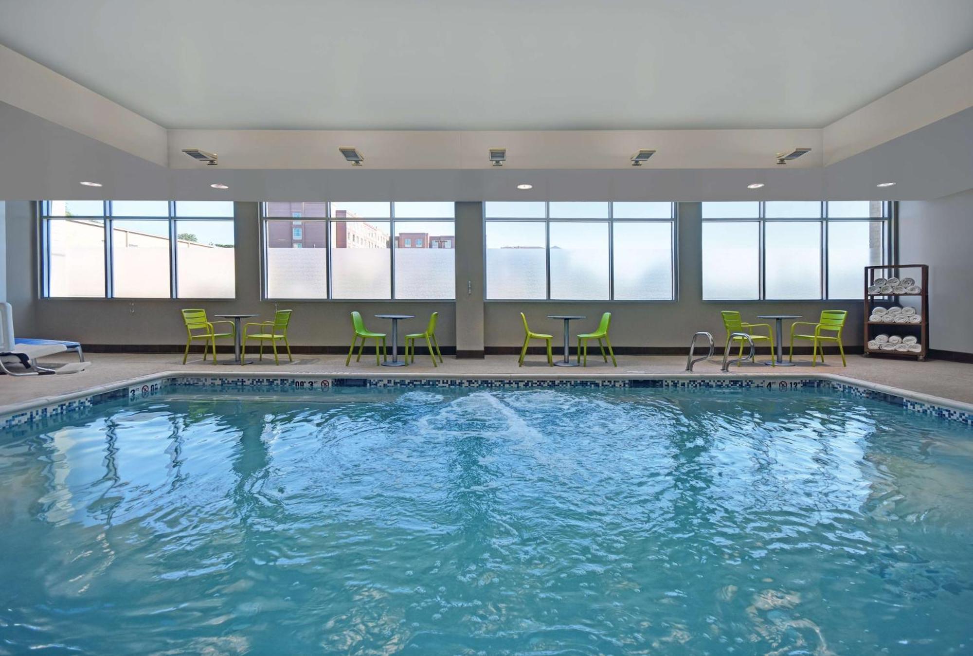 Home2 Suites By Hilton Atlanta Airport North College Park Eksteriør billede