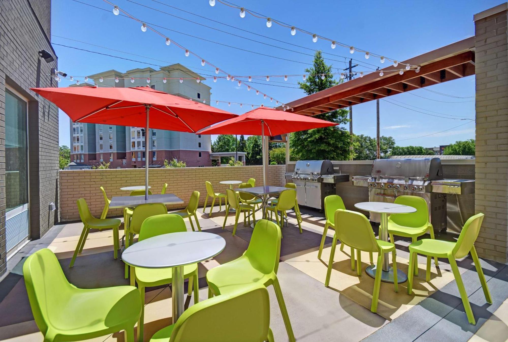 Home2 Suites By Hilton Atlanta Airport North College Park Eksteriør billede
